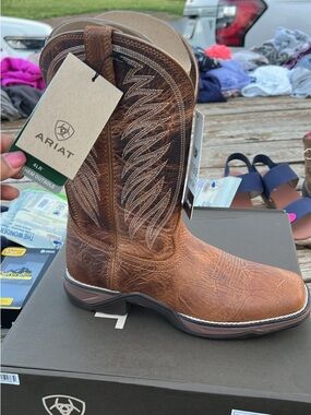 Ariat Brown Leather Western Work Boot with Stitch Detailing
